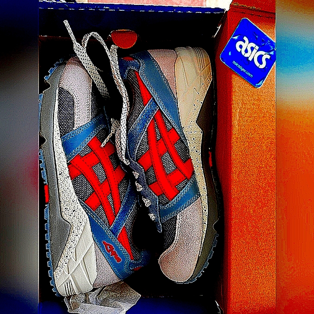 Asics Gel-Lique NWT